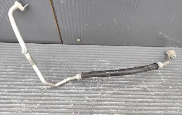 Audi Q3 F3 Air conditioning (A/C) pipe/hose 5QF816743C