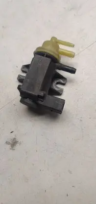 Volkswagen PASSAT B8 Turbo solenoid valve 1k0906627B