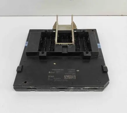 Volkswagen Golf VII Central body control module BCMPQ37H 5WK50793E