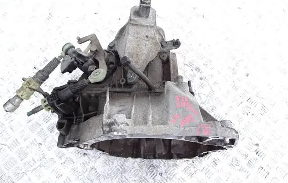 Nissan Note (E12) Manual 5 speed gearbox JH3328