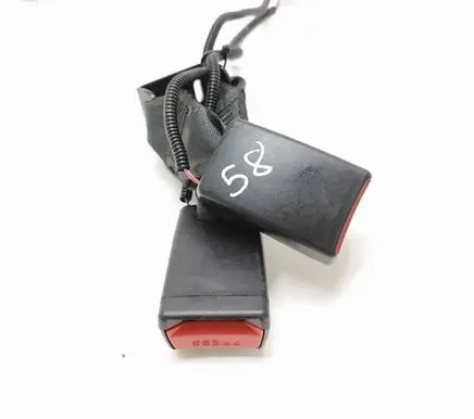 Rear seatbelt buckle