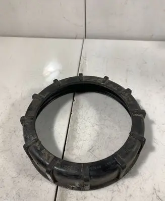 Nissan X-Trail T30 In tank fuel pump screw locking ring/nut 1734379900
