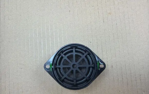 Audi A4 S4 B8 8K Panel speaker 8T0035397A