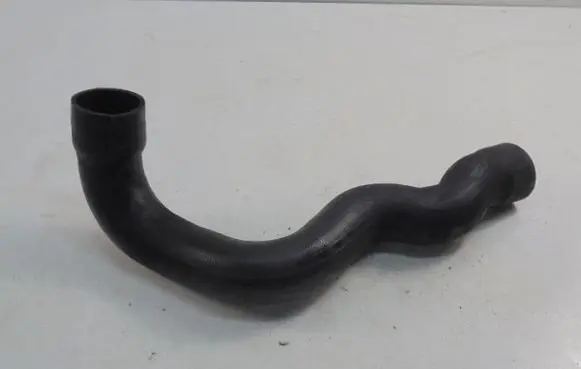 Mercedes-Benz Vito Viano W638 Intercooler hose/pipe 6385283182