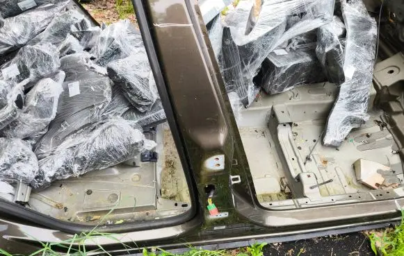 Citroen DS5 Pillar (middle) 