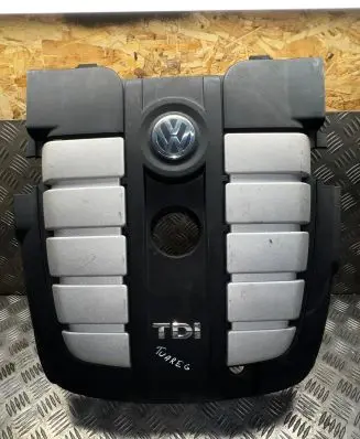 Volkswagen Touareg I Engine cover (trim) 07Z103925P