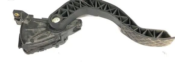 Audi A6 S6 C5 4B Accelerator throttle pedal 8D1721523A