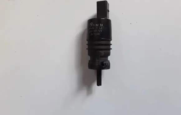 BMW 5 F10 F11 Windscreen/windshield washer pump 8362154