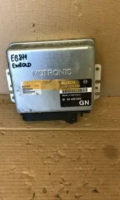 Opel Calibra Engine control unit/module 0261200530