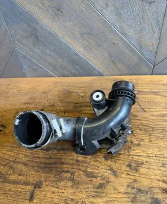 Intercooler hose/pipe