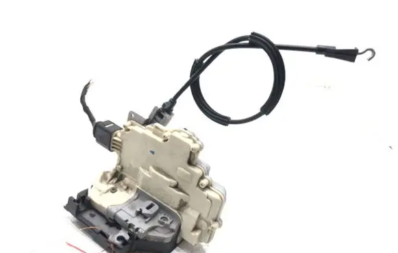 Seat Leon (1P) Rear door lock 1P0839015