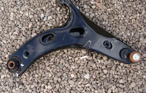 Subaru Forester SK Front control arm