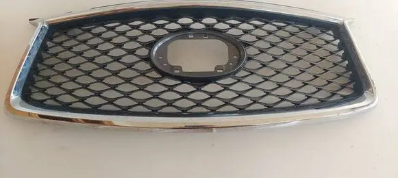 Infiniti QX50 (J55) Front bumper upper radiator grill 623105NA0A