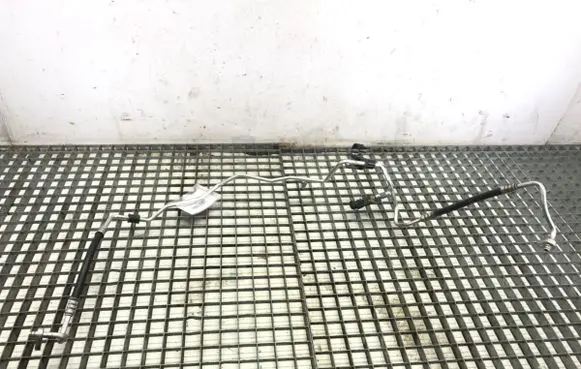 Air conditioning (A/C) pipe/hose