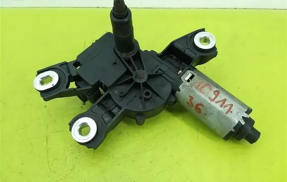 Volkswagen PASSAT B6 Rear window wiper motor 3C9955711A