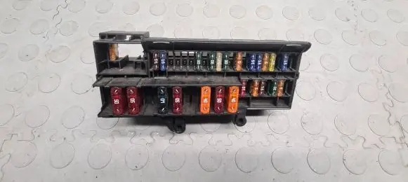 BMW 7 E65 E66 Fuse module 6900582