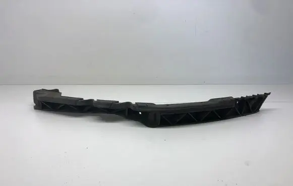 Skoda Octavia Mk2 (1Z) Front bumper mounting bracket 1Z0807183