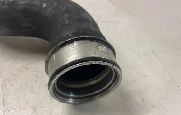 Mercedes-Benz E W211 Intercooler hose/pipe A2115282832