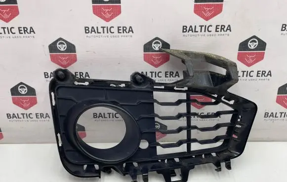 BMW 4 F36 Gran coupe Front fog light trim/grill 8054507 15857711 1118054507