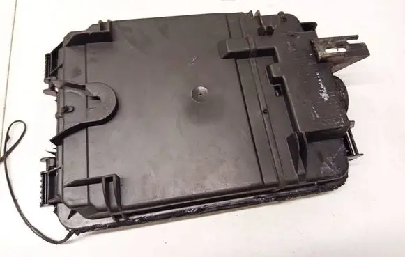Audi A6 S6 C5 4B Fuse box cover 8D0927355A