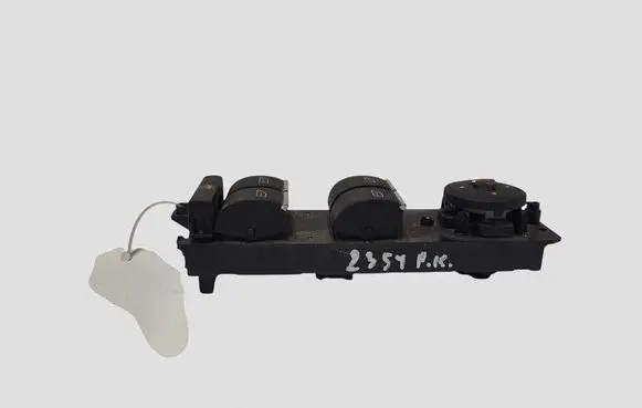 Ford Fiesta Electric window control switch 3S010108947 AM5T14A132AB
