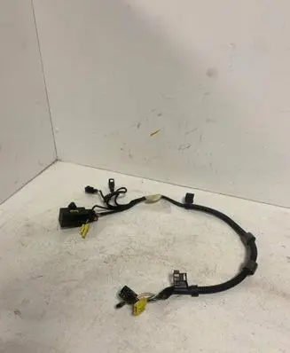 Volkswagen Touran I Seat heating relay 7L0959772 1T1465A