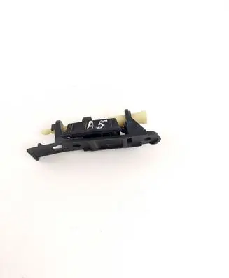 Audi A5 8T 8F Rear bumper mounting bracket 8t8807890