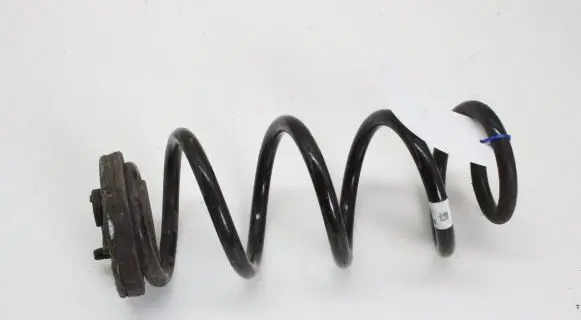 Audi A4 S4 B9 8W Rear coil spring 8W0511115