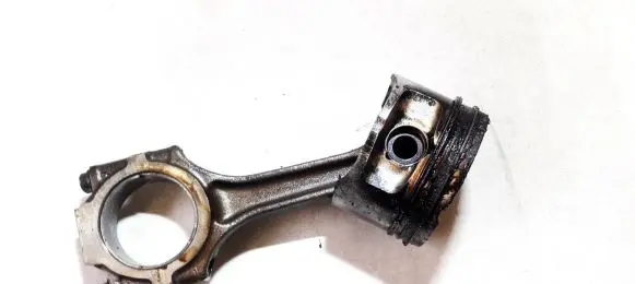 Alfa Romeo 156 Piston with connecting rod