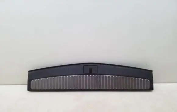 Opel Astra J Tailgate/trunk side cover trim 13261725