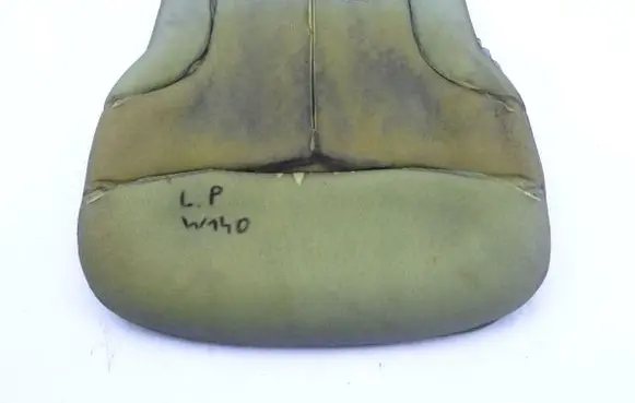 Mercedes-Benz S W140 Front passenger seat console base 