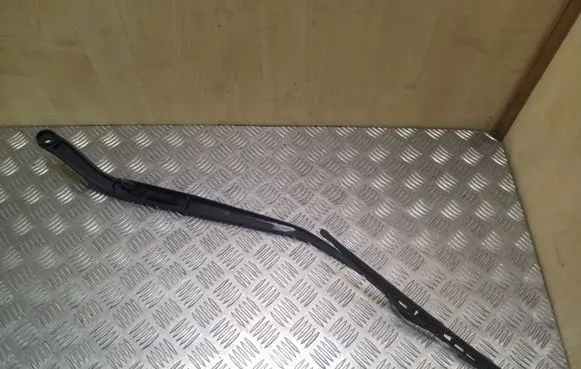 Chevrolet Captiva Windshield/front glass wiper blade 