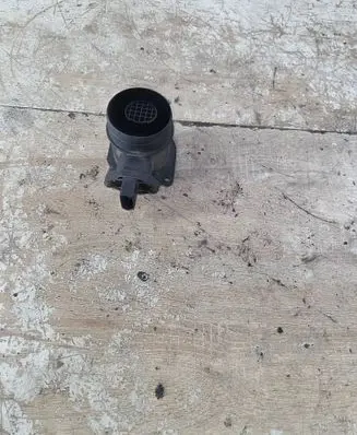 Volkswagen Golf Plus Mass air flow meter 0281002531 038906461B