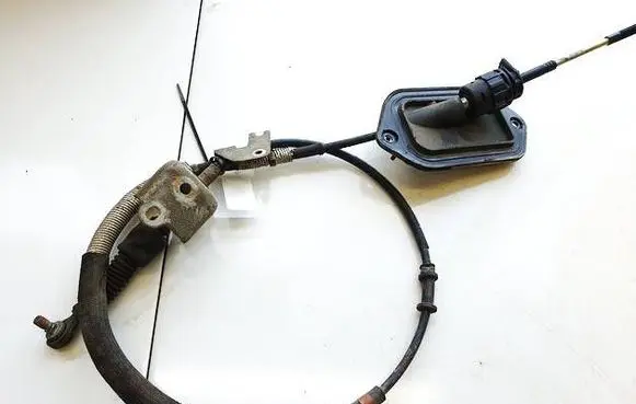 Toyota Yaris Gear shift cable linkage 