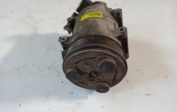 Ford Focus Air conditioning (A/C) compressor (pump) 3M5H19D629KG