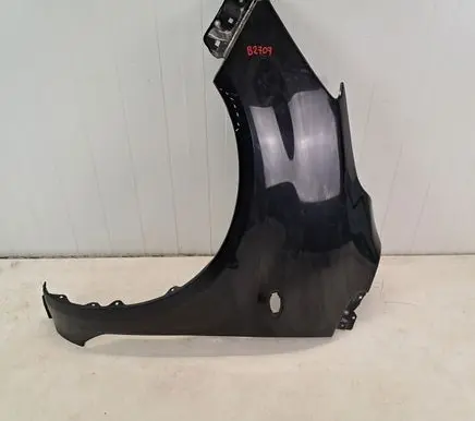 Opel Agila B Fender B2707