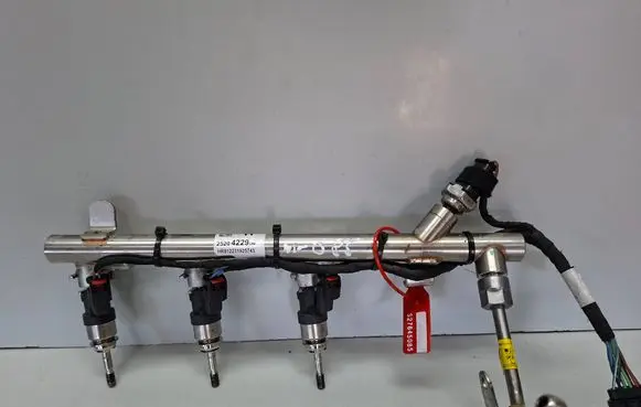 Opel Astra K Fuel main line pipe S27645085 25204906