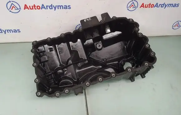 BMW 4 F32 F33 Oil sump 7618512 11137618512 7597636