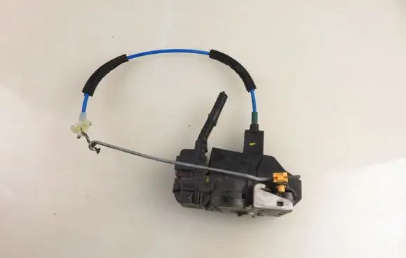 Saab 9-3 Ver1 Rear door lock