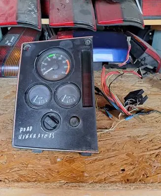 Ford Transit Speedometer (instrument cluster) 81DB10A988D 097973