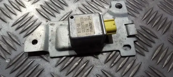 Mazda 626 Airbag deployment crash/impact sensor gg3e57kc0b 0E16A