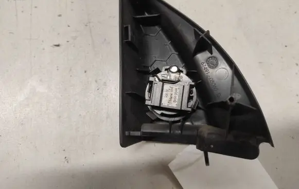 Toyota Avensis T250 Front door high frequency speaker 6749105060E 861600590