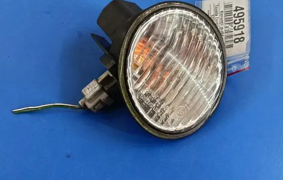 Toyota Corolla E110 Front indicator light 