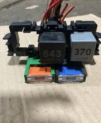 Audi A5 8T 8F Other relay 4F1937503A