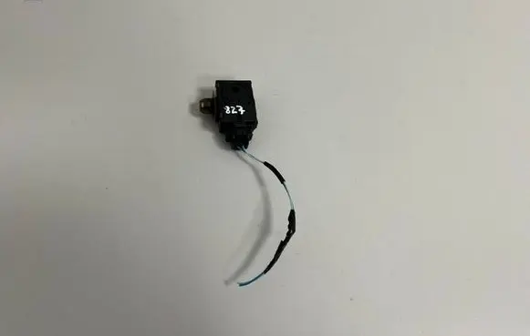 Lexus NX Sensor 8934348010 0689005170