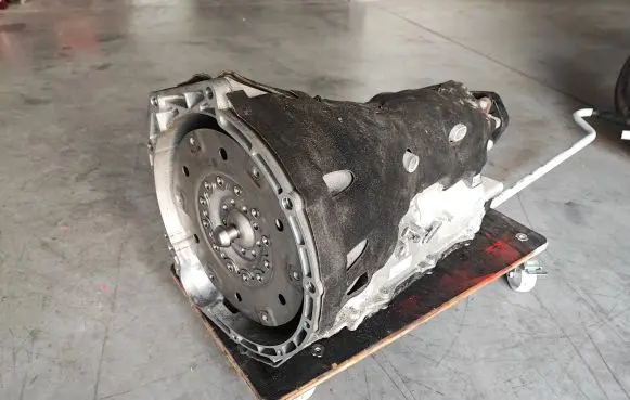 BMW 5 G30 G31 Automatic gearbox GA8L51CZ 9487334
