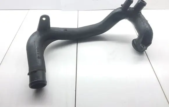 Mercedes-Benz A W169 Engine coolant pipe/hose A6402001352