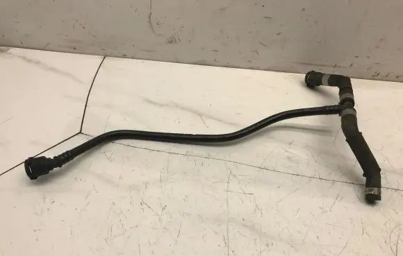 BMW 5 F10 F11 Turbo turbocharger oiling pipe/hose 20140618