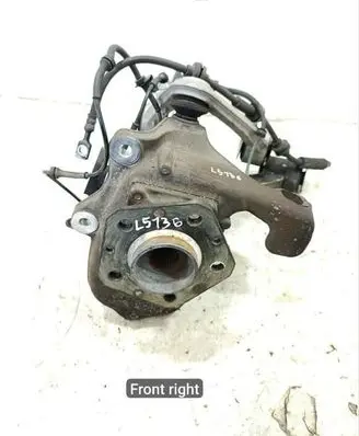 Front wheel hub spindle knuckle