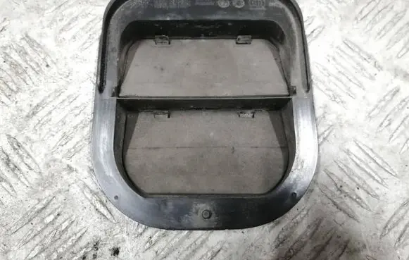 Fiat Tipo Quarter panel pressure vent 
